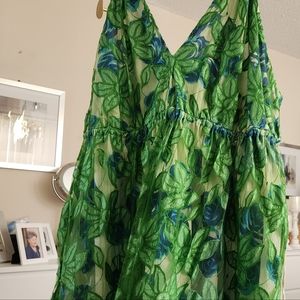 GREEN LACE TASSEL TOP